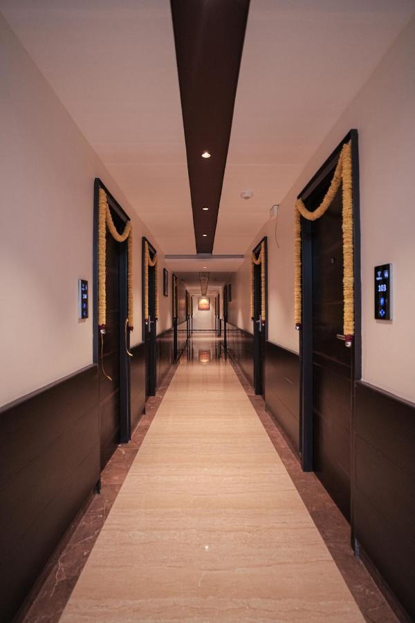Vera By Bisque Hebbal - Manyata Tech Park Bangalore Buitenkant foto