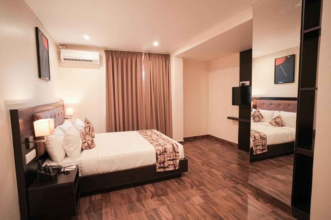 Vera By Bisque Hebbal - Manyata Tech Park Bangalore Buitenkant foto