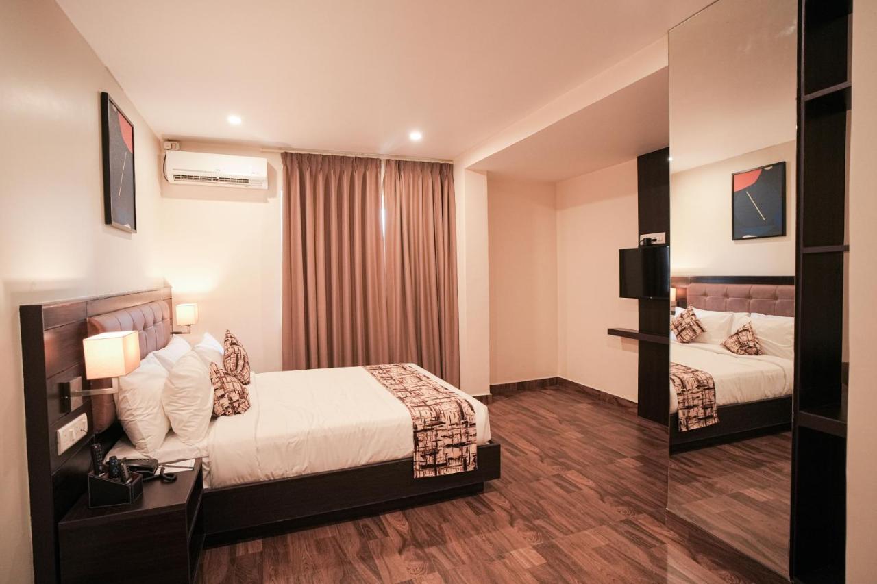 Vera By Bisque Hebbal - Manyata Tech Park Bangalore Buitenkant foto