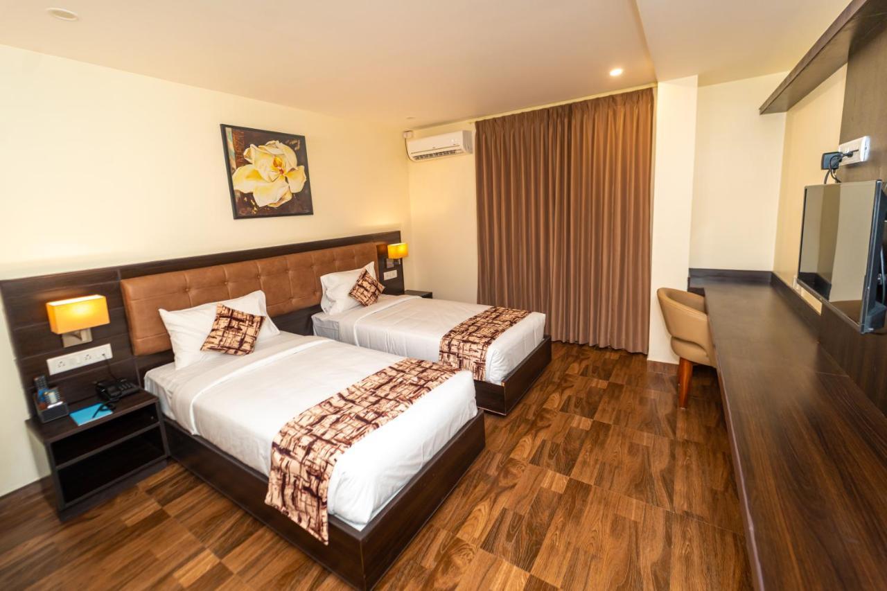 Vera By Bisque Hebbal - Manyata Tech Park Bangalore Buitenkant foto